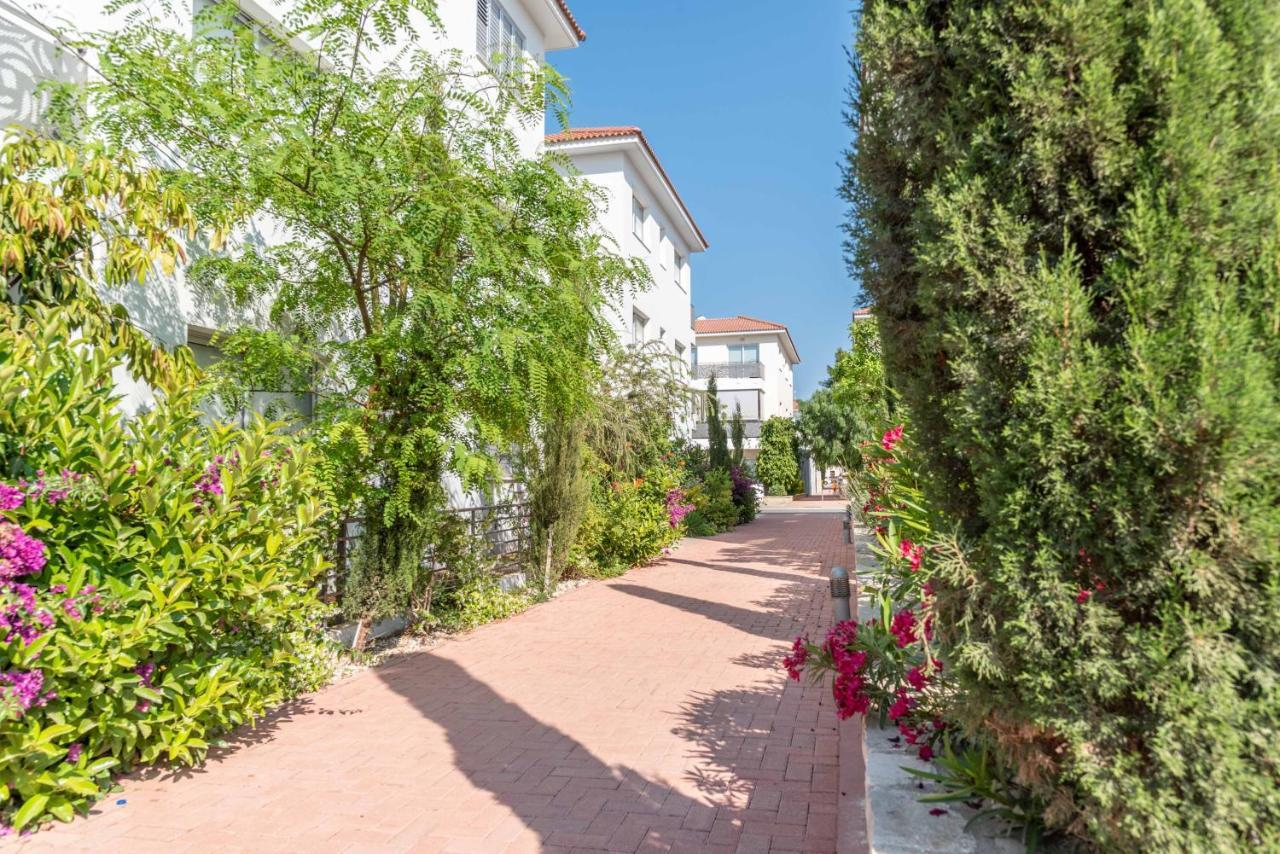 Mythical Sands Resort & Spa, Evilion Apartment Паралимни Екстериор снимка
